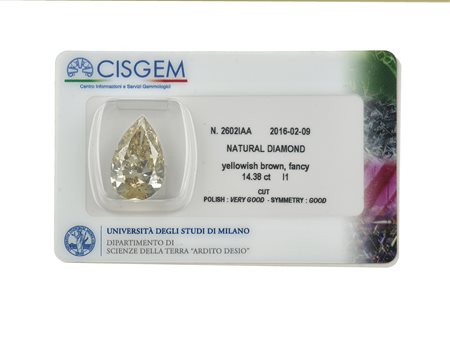 Diamante fancy yellowish brown, taglio goccia sfaccettato di ct 14.38,...