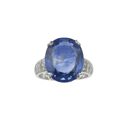 Anello con zaffiro Sri Lanka di ct 9.40 circa, nessuna indicazione di...