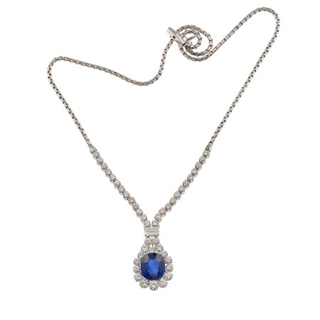 Pendente con zaffiro Burma di ct 4.61, nessuna indicazione di riscaldamento...