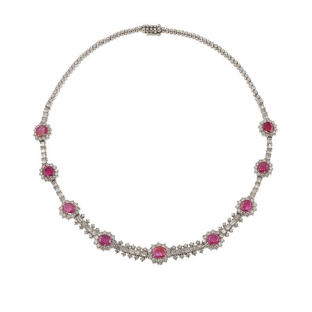 Girocollo con rubini Burma e diamanti taglio brillante e baguette montatura...