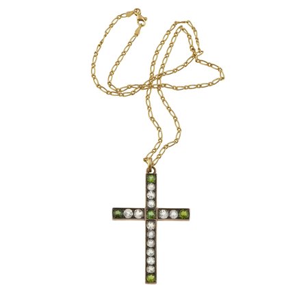 Girocollo con pendente 'croce' con peridoti e quarzi catena in oro giallo...