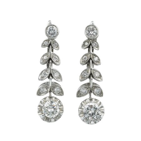 Orecchini pendenti con diamanti montatura in platino ed oro bianco 750/1000,...