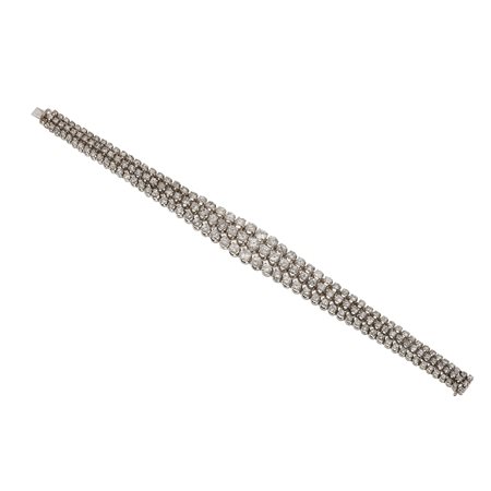 Bracciale con diamanti per ct 11.00 circa montatura in oro bianco 750/1000....