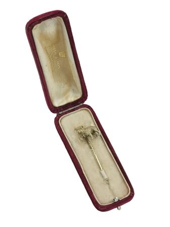 Spillone da cravatta 'bulldog' montatura in oro 14Kt. Punzone di San...