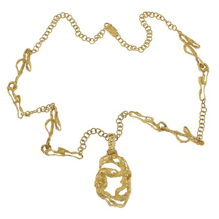 Sforza. Sautoir con pendente oro giallo 750/1000, gr. 124,8 cm 84,5 pendente:...