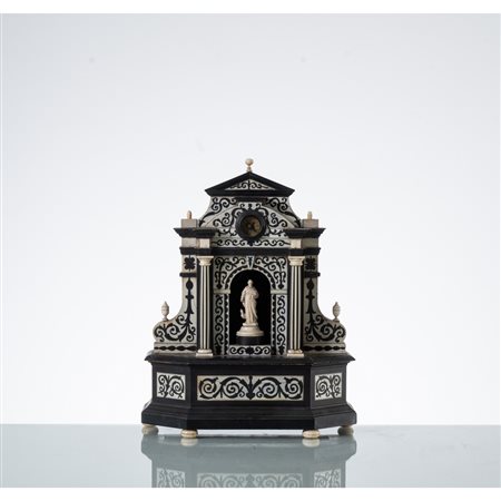 MANIFATTURA SICILIANA DEL XVIII SECOLO, Orologio a tempietto