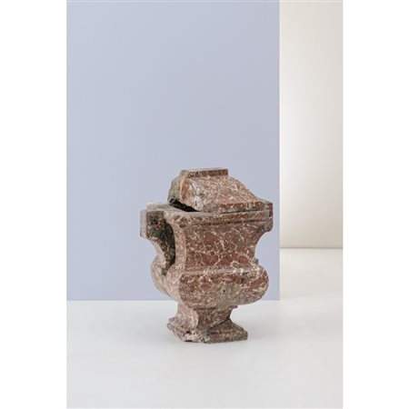 MANIFATTURA SICILIANA DEL XVIII SECOLO, Vaso a due anse