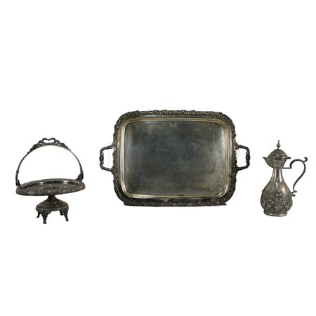 LOTTO COMPOSTO DA  OGGETTI VARI