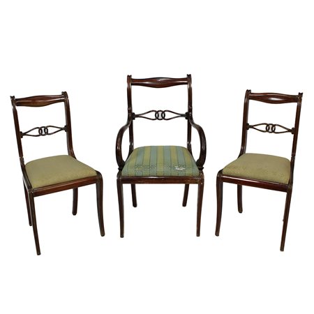 POLTRONA E DUE SEDIE DA SCRIVANIA 