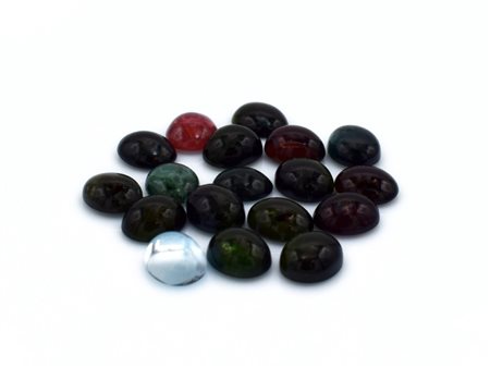 Lotto di tormaline naturali, colori misti, taglio cabochon,forma ovale 10x12
