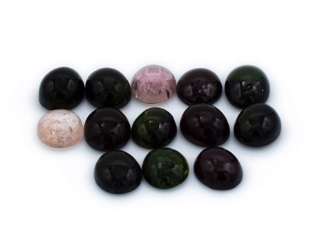 Lotto di tormaline naturali, colori misti, taglio cabochon,forma ovale 10x12