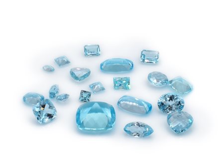 Lotto topazi blu, tagli e forme misti