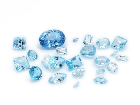 Lotto topazi blu, tagli e forme misti