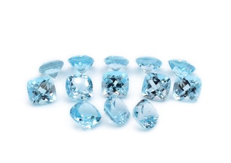 Lotto topazi blu, forma quardata, misure 10x10