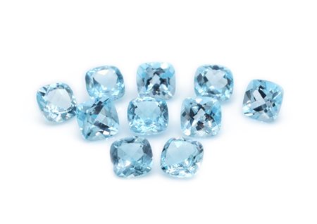 Lotto topazi blu, forma quardata, misure 10x10