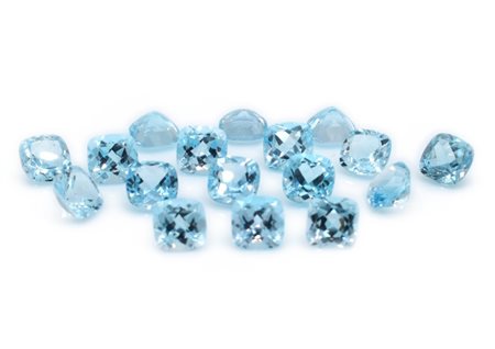 Lotto topazi blu, forma quardata, misure 10x10