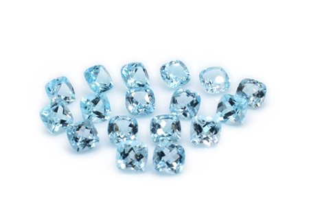 Lotto topazi blu, forma quardata, misure 10x10