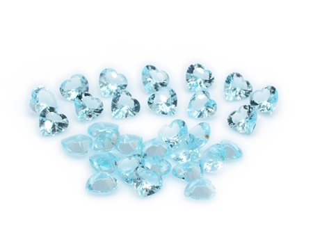 Lotto topazi blu, taglio cuore, misure  8x8 mm
