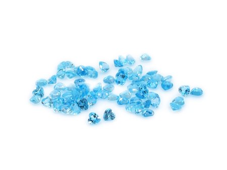 Lotto topazi blu, taglio cuore, misure 4x4 mm