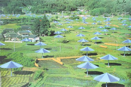 Christo The Umbrellas, Japan - USA, 1984-91, Ibaraki, Japan Site, 1991 stampa...