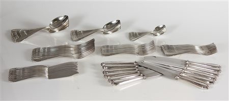 MANIFATTURA DEL XX SECOLO Servizio di posate da 12. Metallo argentato. ....