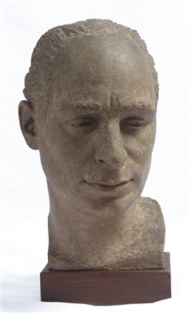 Luigi Pellegrino (1905 - - ?) Testa virile 1938 terracotta 42 x 25 x 20 cm....