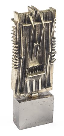 Arnaldo Pomodoro (1926 - ) Stele 1977 Ottone argentato e cromato 17,3 x 7 x 3...