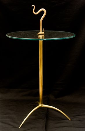 Tavolino occasionale ottone e vetro H, 71 x D 41 cm. Struttura e piedi in...