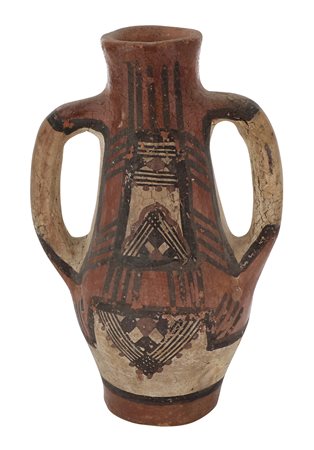 Perù. Cultura Nazca, (?)
Vaso biansato con decoro geometrico