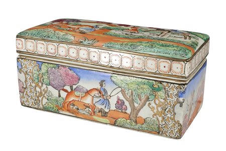 Cina. XX secolo
Cofanetto con coperchio con scena di caccia