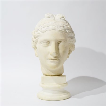 Busto in marmo di gusto Neoclassico di Afrodite