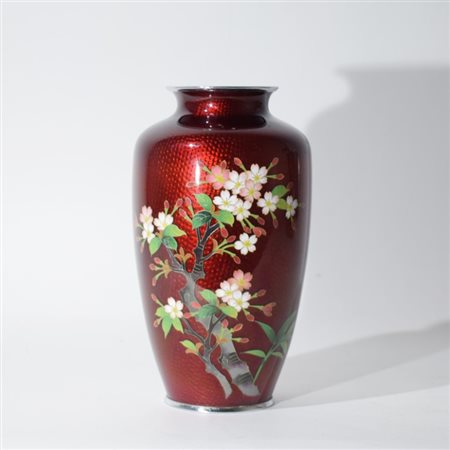 Vaso di cloisonne rosso giapponese
