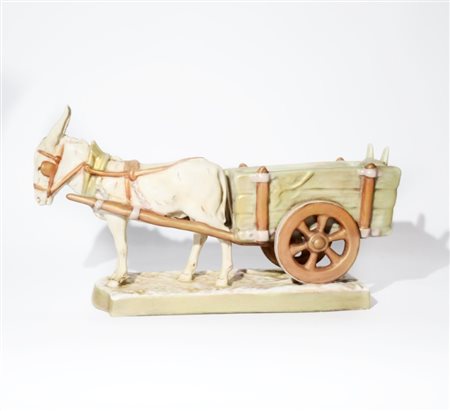 Grande statuetta in porcellana, Manifattura Royal Dux