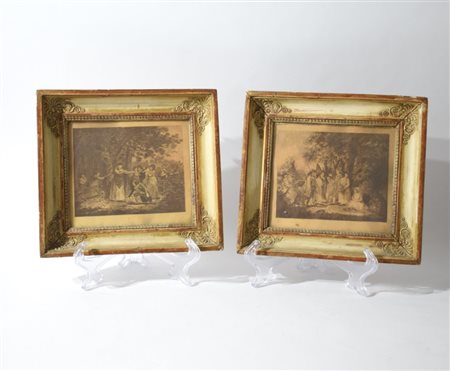 Due cornici a cassetta periodo Impero, in legno dorato XX secolo Con palmette...