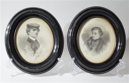 Due ritratti ovali di giovani gentiluomini In cornici ovali ebanizzate e...