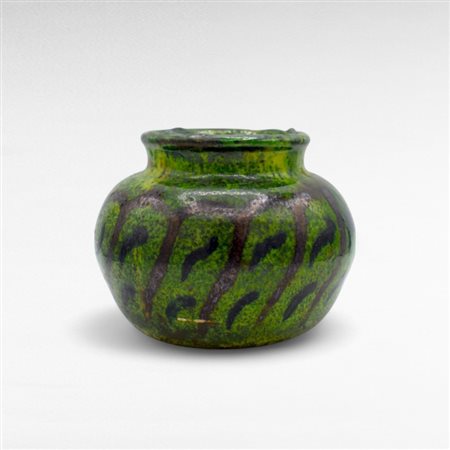 Vaso globulare schiacciato in maiolica