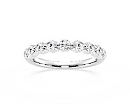 GOLD RING WITH LAB GROWN DIAMONDS - 437 LG