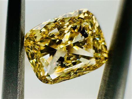 NATURAL POLISHED DIAMOND 1.01 FANCY INTENSE YELLOW -I1 - GIA - YD40602