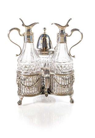 Portacondimento in argento, Inghilterra, Londra, 1775 tre contenitori...
