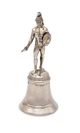 Campanella in argento impugnatura scultorea a forma di guerriero con scudo e...