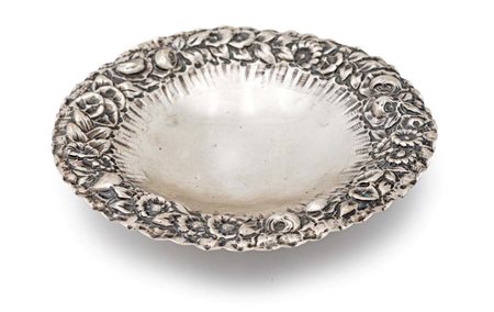 Alzatina in argento 800/000 con orlo percorso da fiori baccellati cm 3,5x17,5...