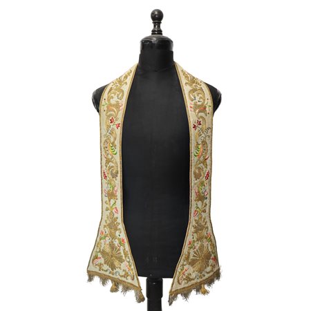 Stola in stoffa con ricamo in seta e oro, fine 18° secolo