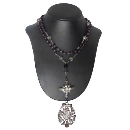 Rosario con medaglioni in argento filigranato e Croce filigranata, grani in vetro granatina
