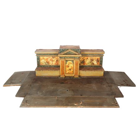 Tabernacolo da viaggio in legno laccato policromo e marmorizzato, Sicily 18° secolo