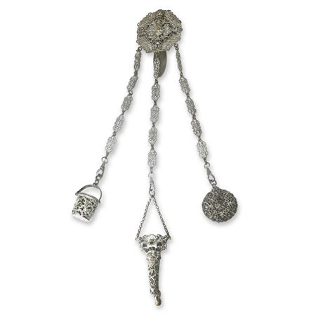 Chatelaine in argento lavorato a filigrana , 19° secolo