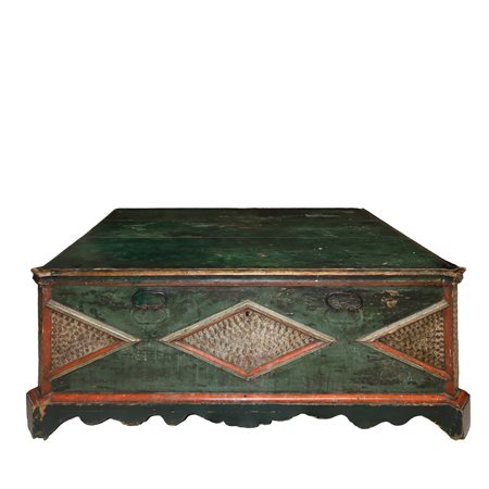 Curula laccata verde e dipinta, Sicily 18° secolo