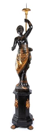  
Grande scultura in stile veneziano raffigurante moresca in legno policromo e dorato della fine del XIX secolo 
 