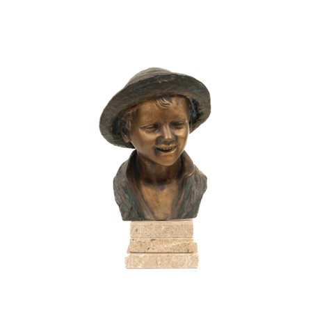  
Scultura in bronzo alla maniera di Gemito Fine XIX secolo inizi XX sec
Bronzo brunito cm 40x20x20