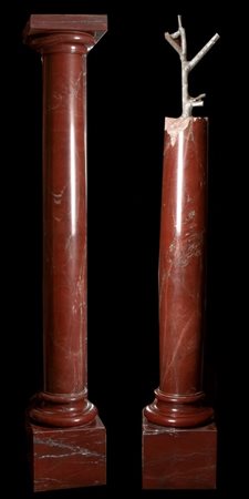  
Coppia di colonne in marmo rosso antico  prima meta' XX secolo
 altezza cm  225;  basi 35,5x35,5