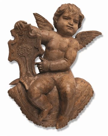  
Scultura in legno intagliato raffigurante putto con stemma nobiliare XIX secolo
 altezza cm 50